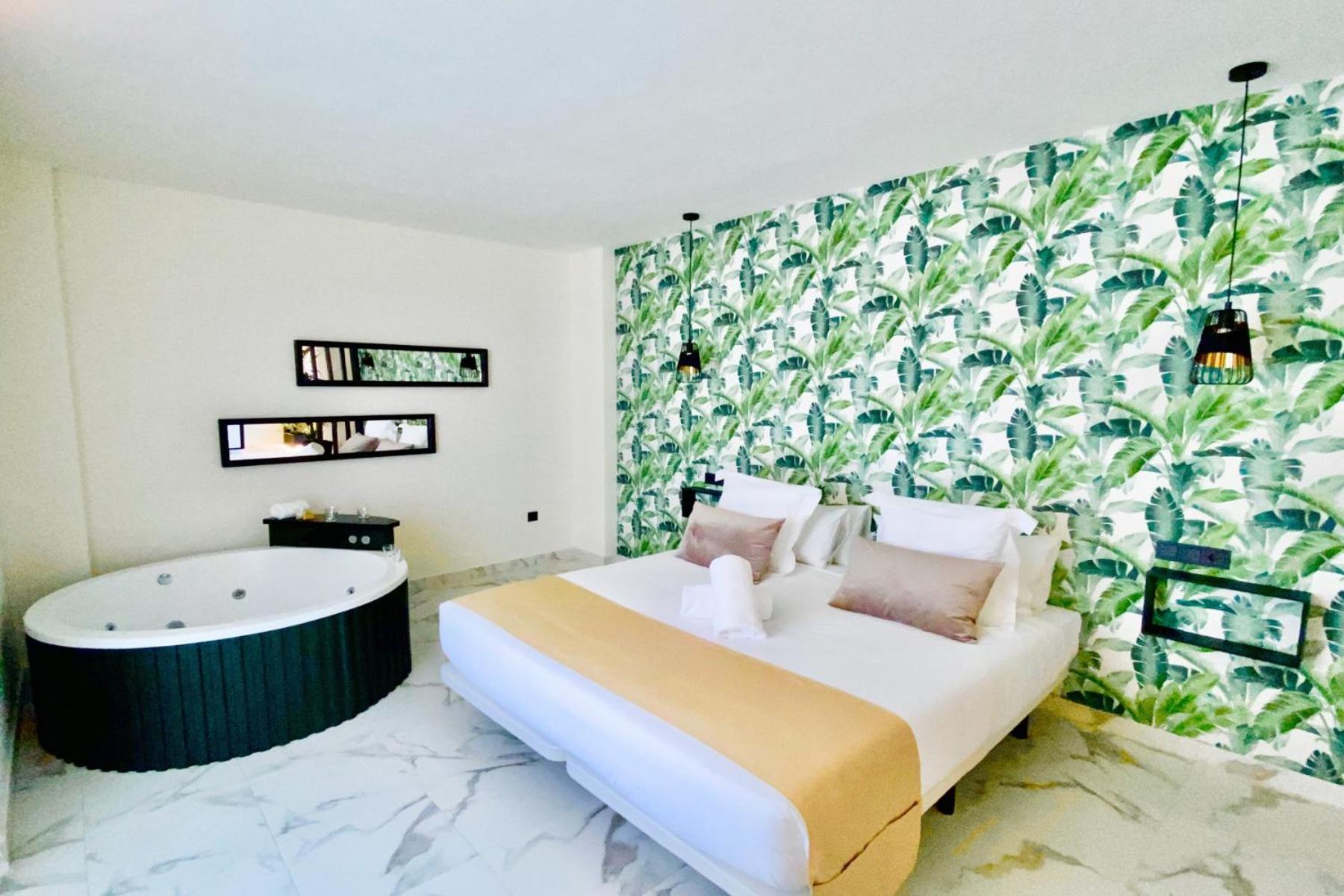 Reina Victoria La Plaza Apartment *