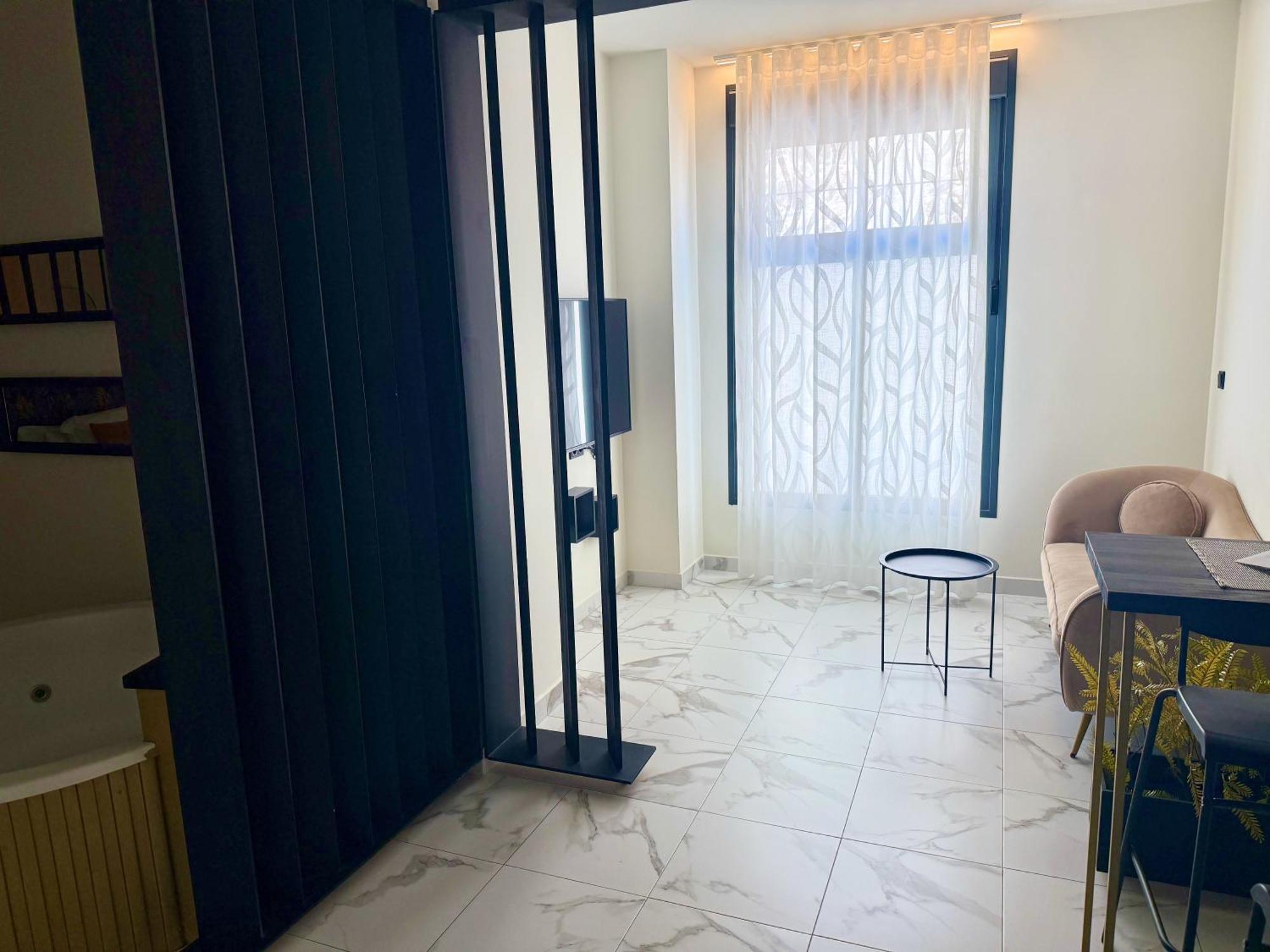 Apartament Reina Victoria La Plaza Alicante